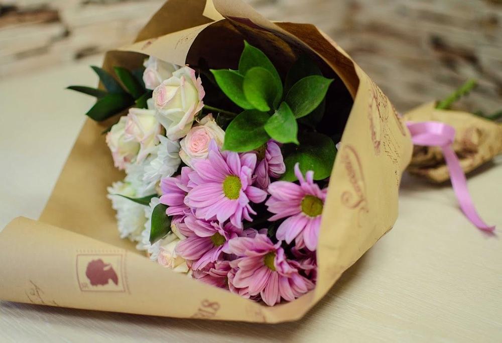 Букет цветов из: Розы и Хризантемы в Темнолесской