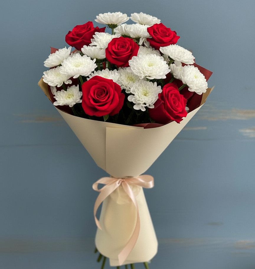 Букет романтическая гармония в Темнолесской Букет цветов из: Розы и Хризантемы в Темнолесской