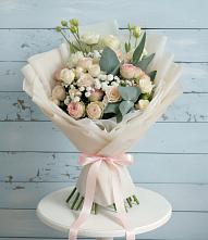 Букет цветов из:  Розы и Лизиантусы в Темнолесской