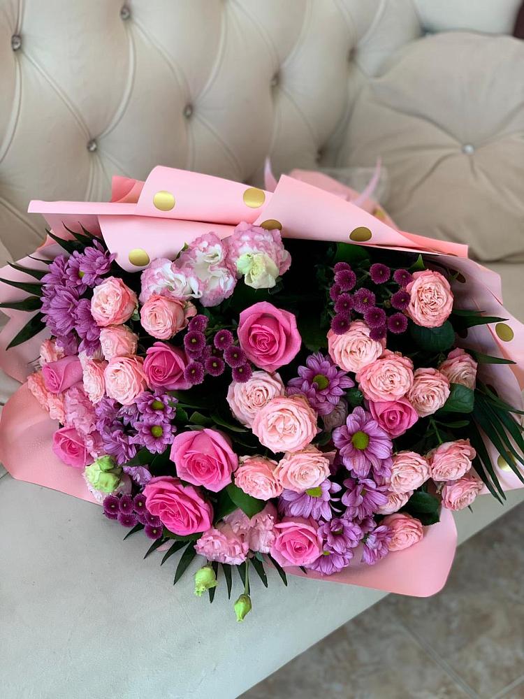 Букет цветов из: Хризантемы, Розы и Лизиантусы в Темнолесской