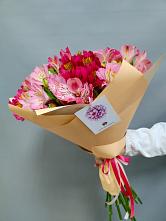 Букет цветов из:  Альстромерии в Темнолесской