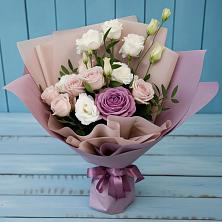 Букет цветов из:  Розы и Лизиантусы в Темнолесской