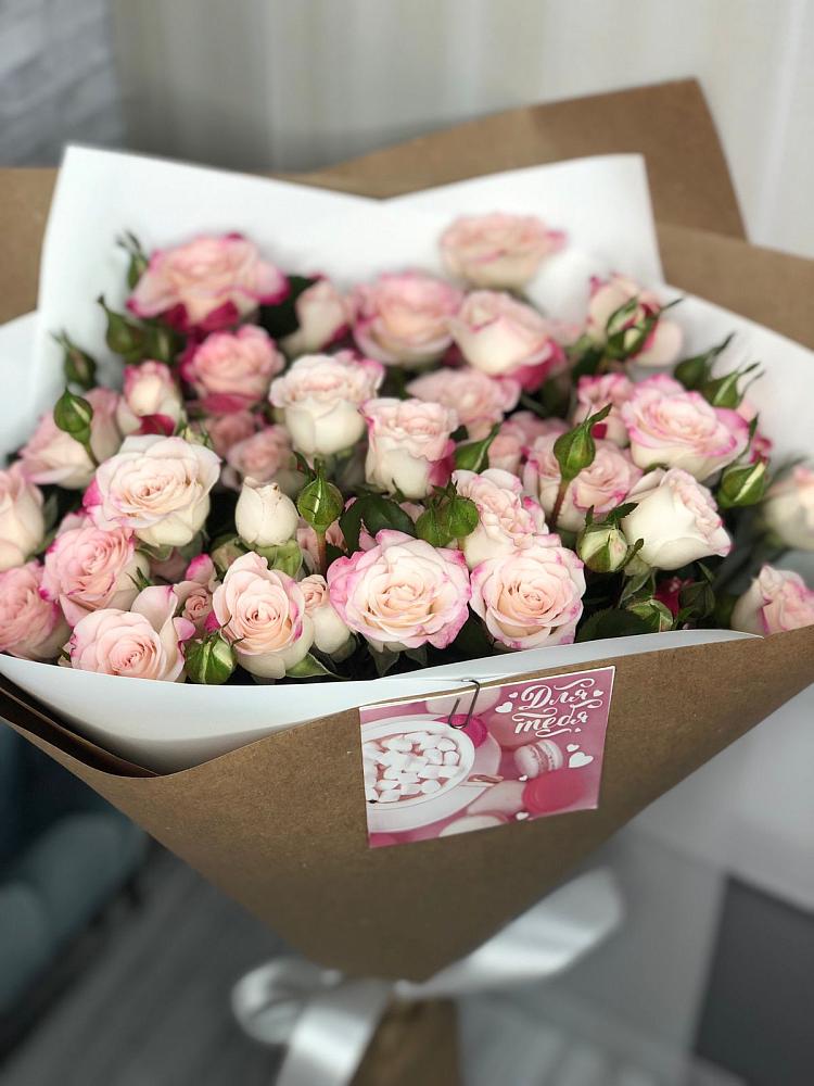 Букет цветов из: Розы в Темнолесской