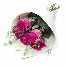 Букет ярко-розовый в Темнолесской Букет цветов из: Розы в Темнолесской