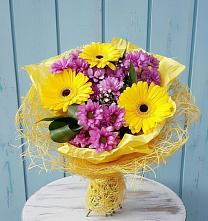 Букет цветов из:  Хризантемы и Герберы в Темнолесской