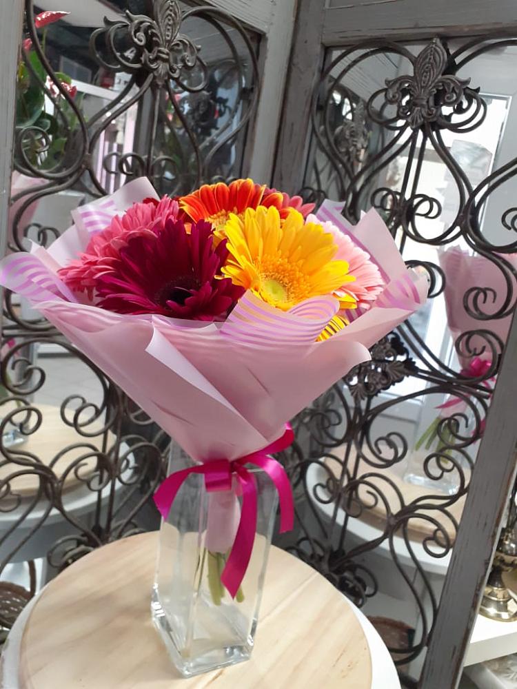 Букет цветов из: Герберы в Темнолесской