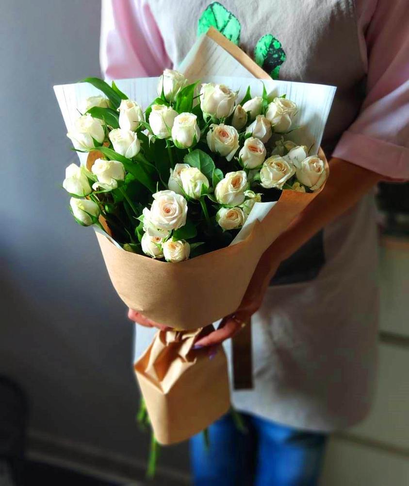Букет цветов из: Розы в Темнолесской
