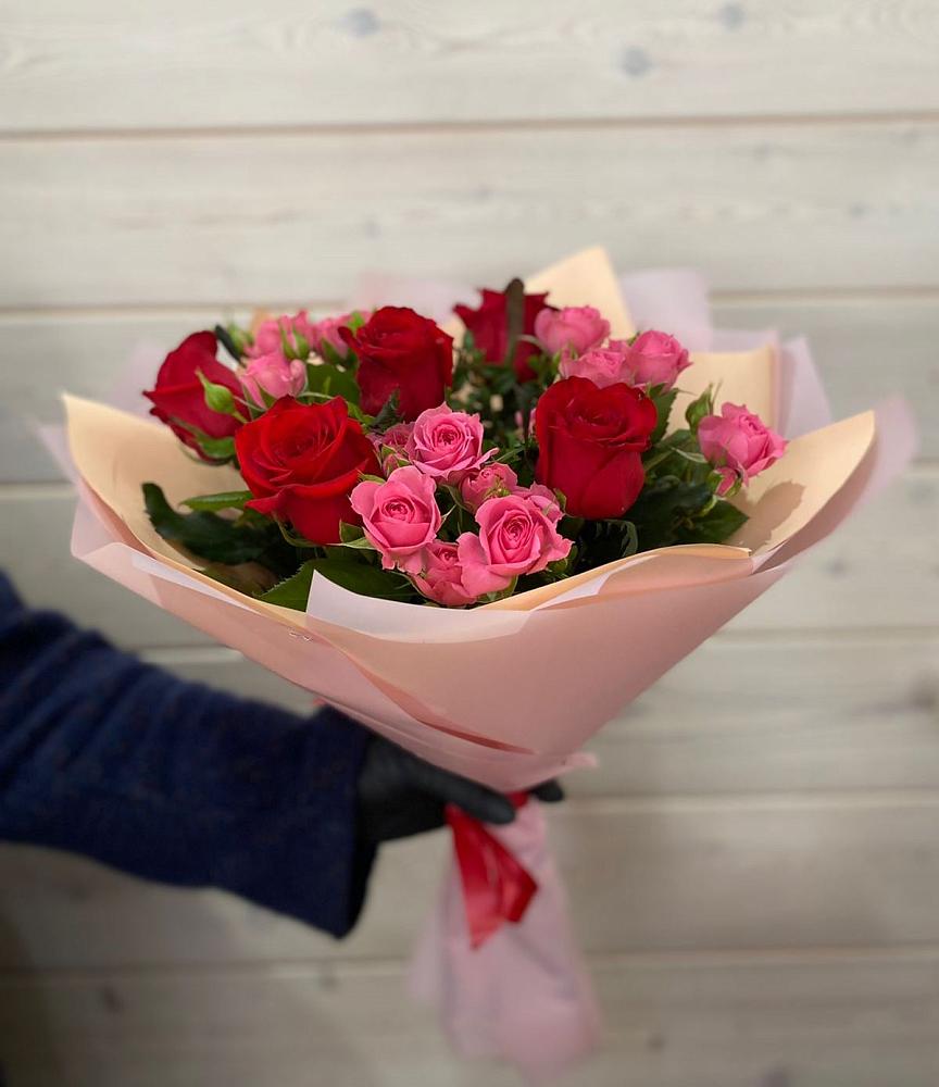 Букет цветов из: Розы в Темнолесской